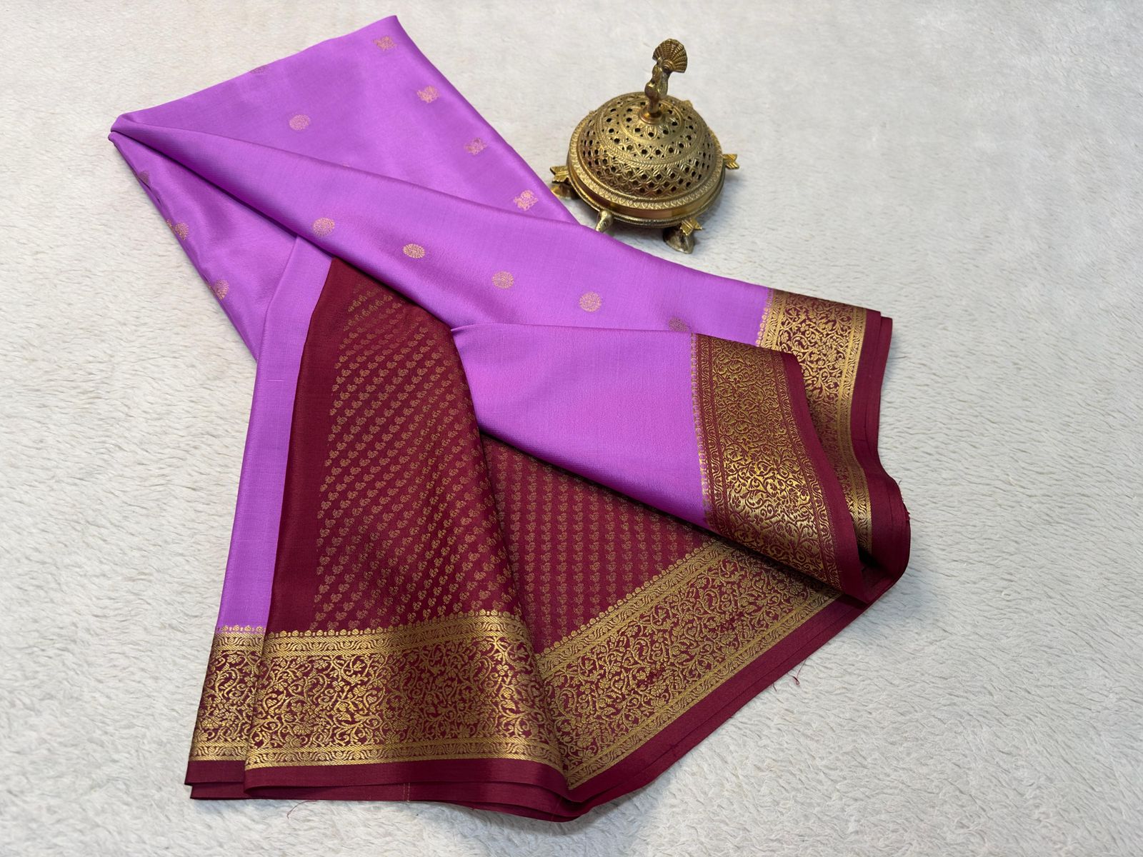 Statement Bridal Brocade Silk Saree – Vibrant Patterns, Magnificent Pallu
