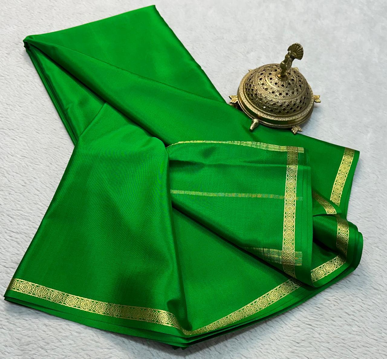 Sartorial Sophistication: Line Pallu Sarees with Petite Borders in Vibrant Solids